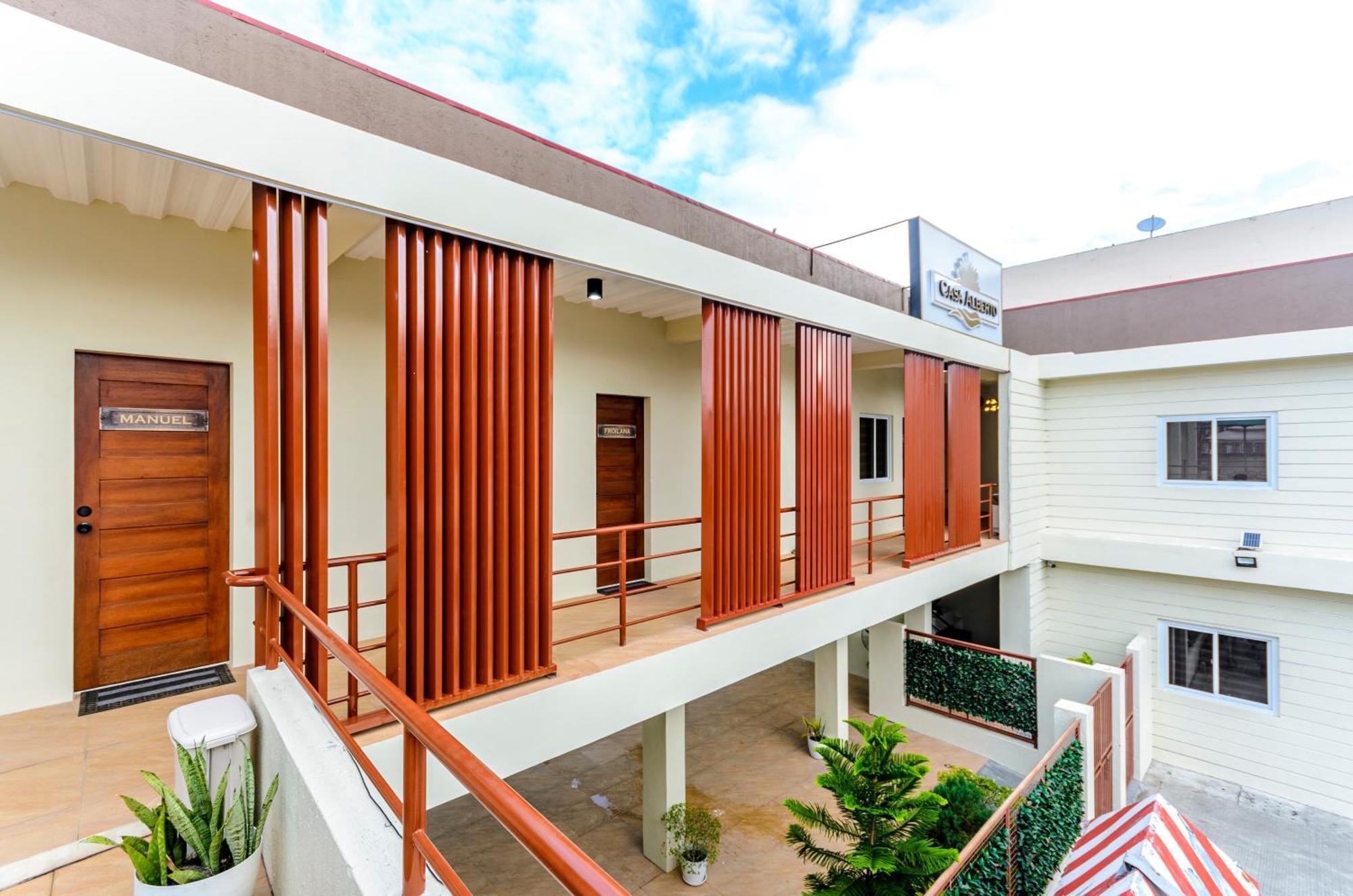 Casa Alberto Of Calapan Town Center Zewnętrze zdjęcie