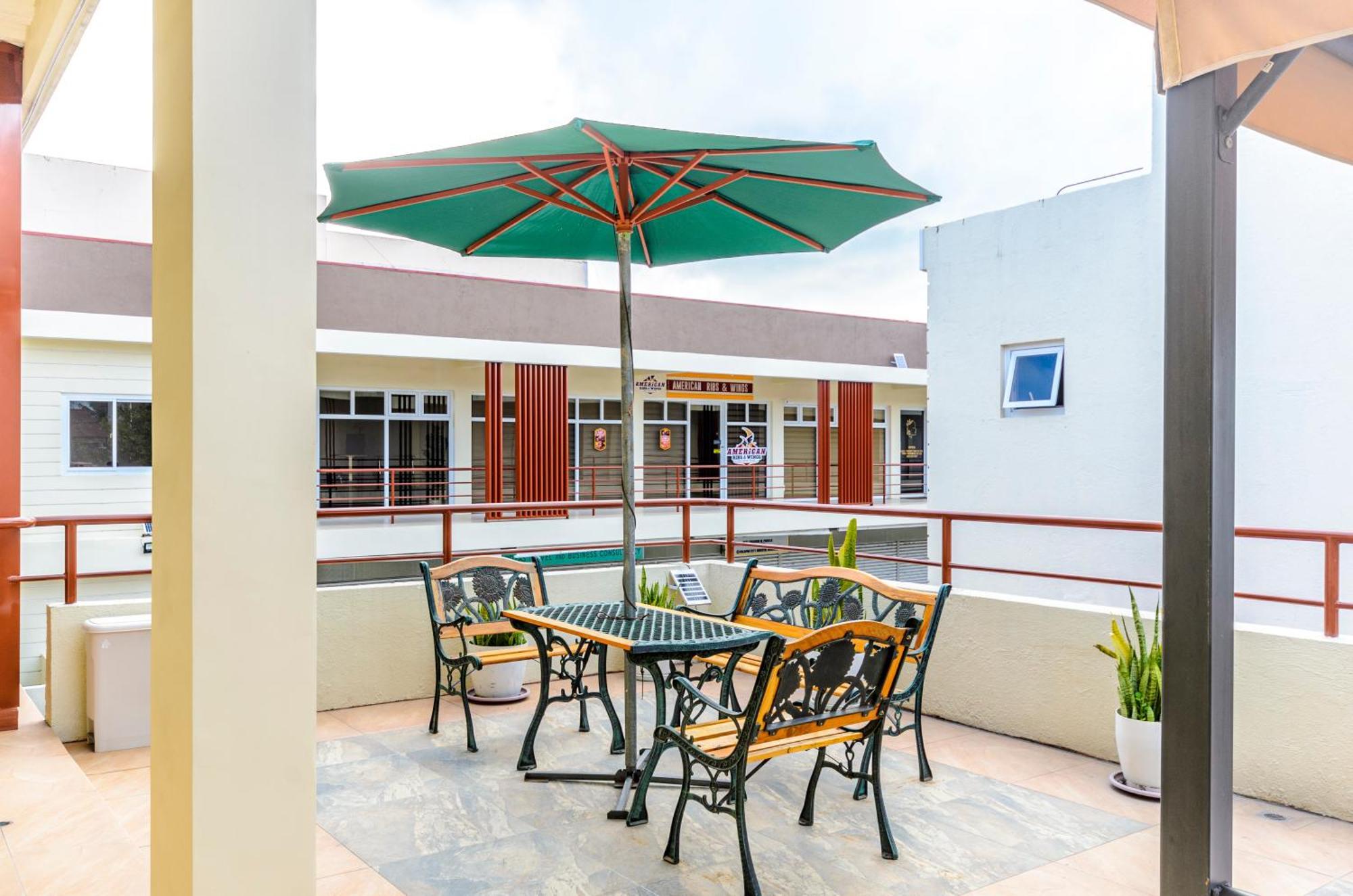 Casa Alberto Of Calapan Town Center Zewnętrze zdjęcie