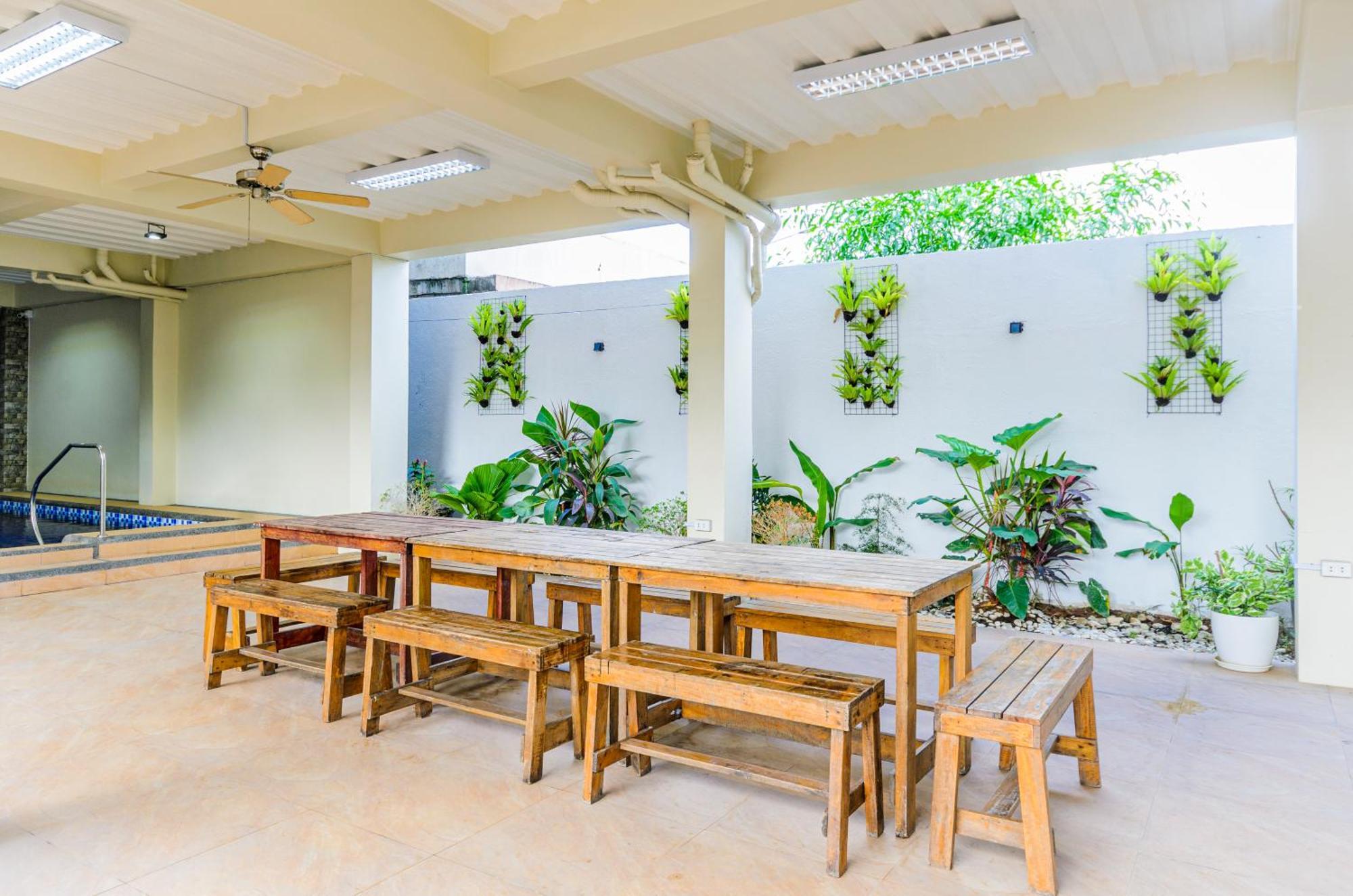Casa Alberto Of Calapan Town Center Zewnętrze zdjęcie