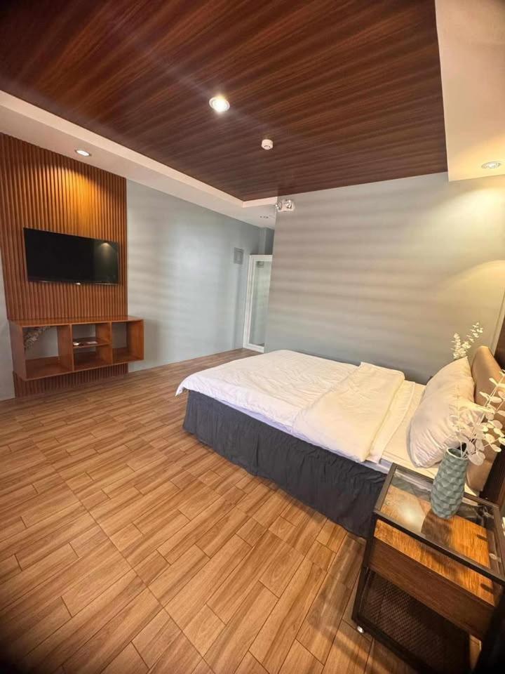 Casa Alberto Of Calapan Town Center Zewnętrze zdjęcie