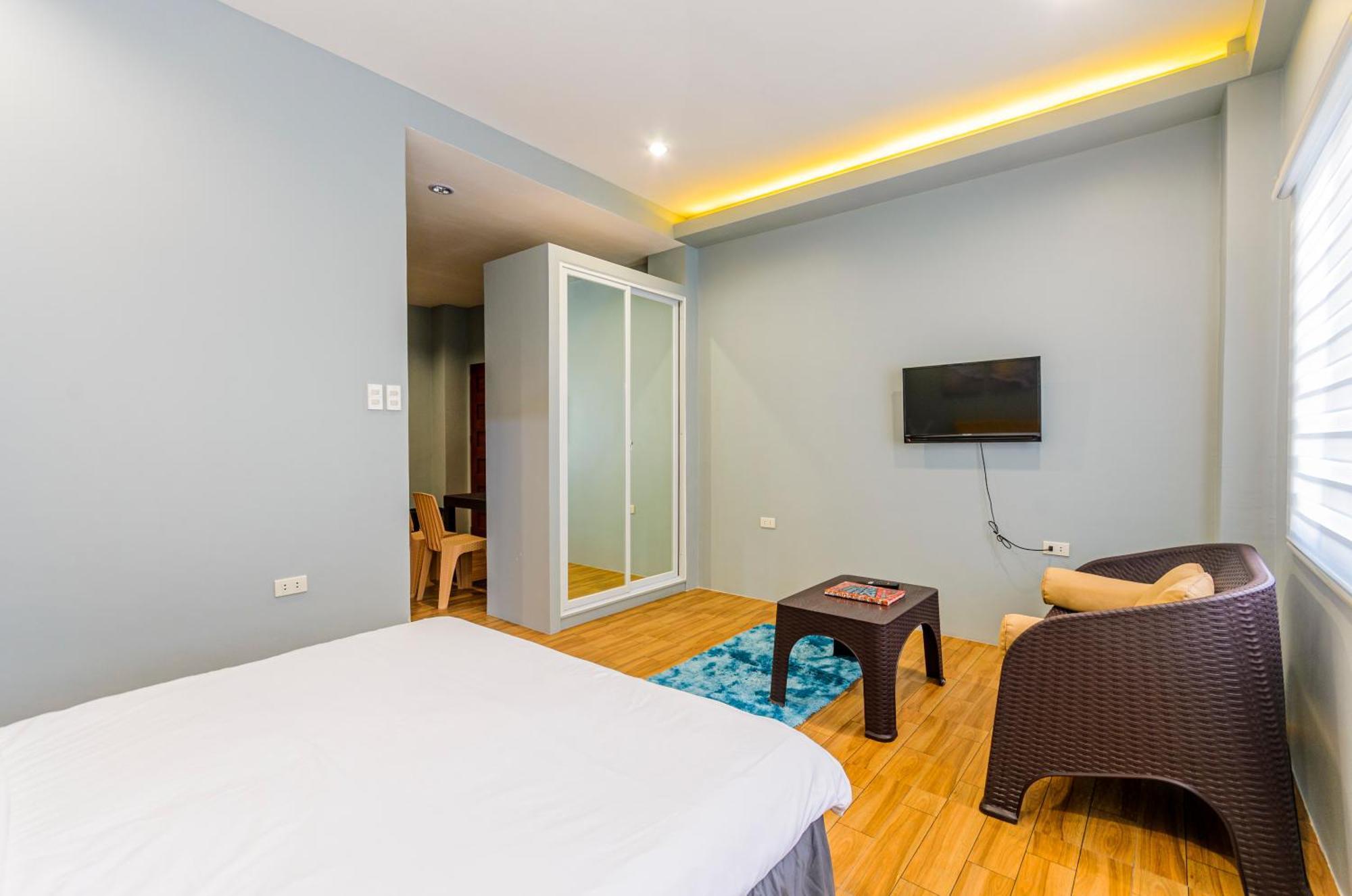 Casa Alberto Of Calapan Town Center Zewnętrze zdjęcie